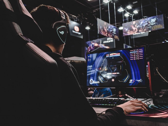 Next Level Gaming: Mit diesen vier Gadgets gewinnst du auch als Erwachsener in Spielen wie Fortnite, League of Legends und CS Go