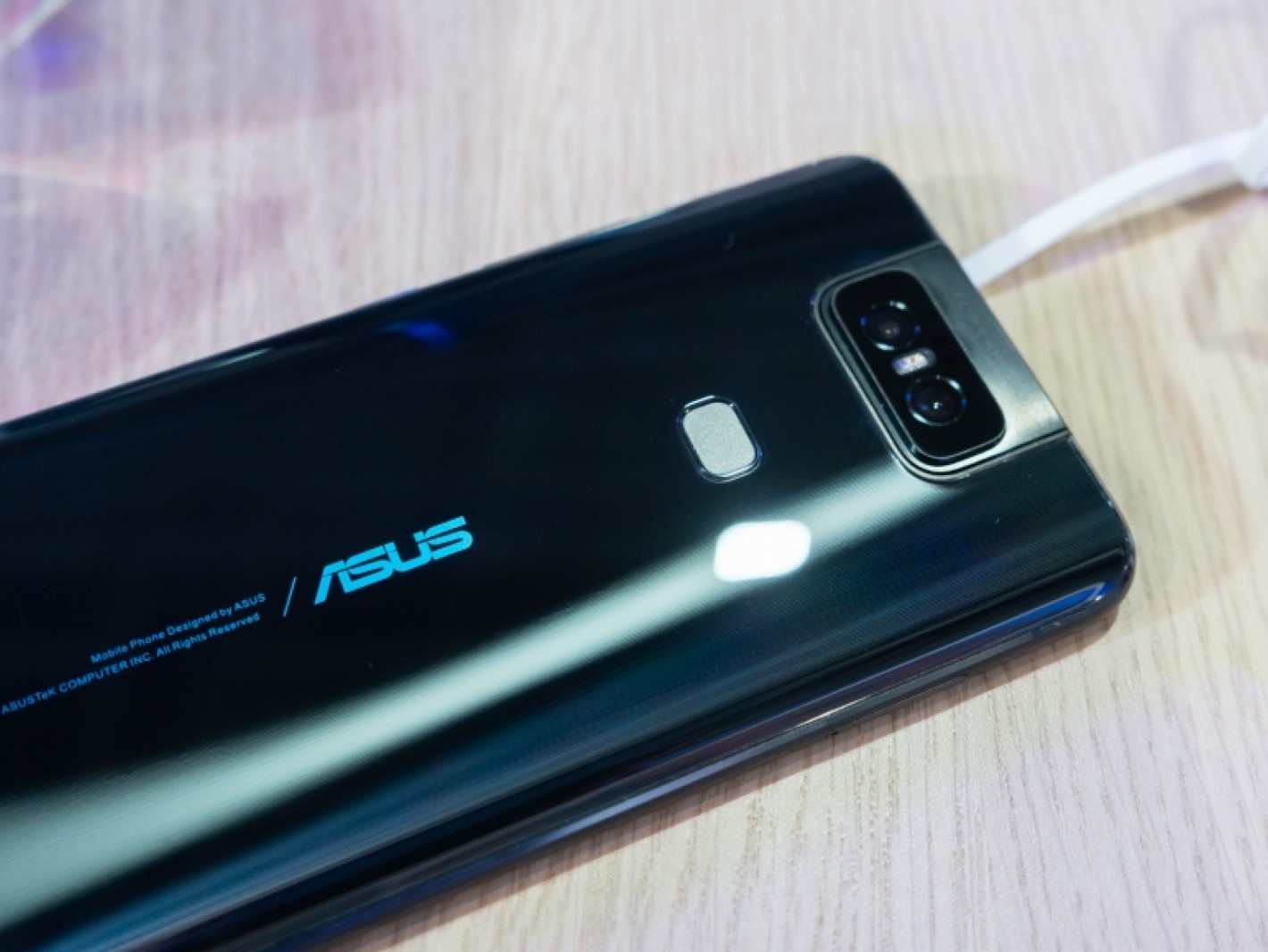 ASUS ZenFone 6