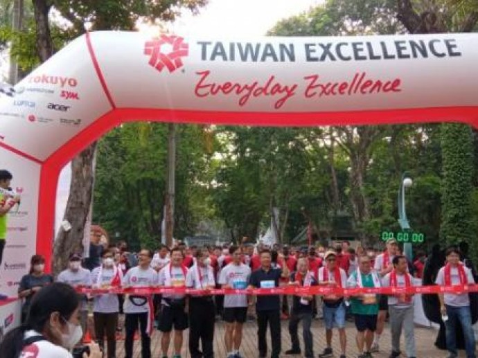 Horizon Apresiasi Antusiasme Taiwan Excellence Happy Run 2022 Tinggi