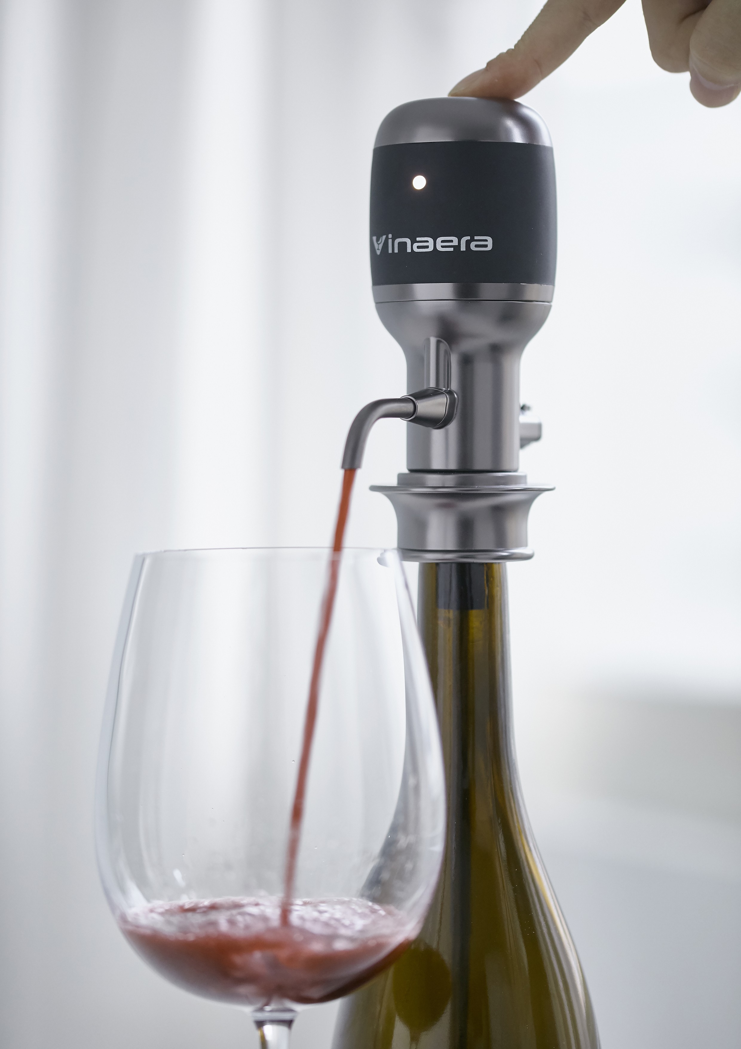 Vinaera Pro Adjustable Electric Wine Aerator