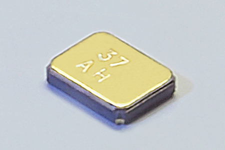 Originality Xtal Resonator for Wearable Devices Application