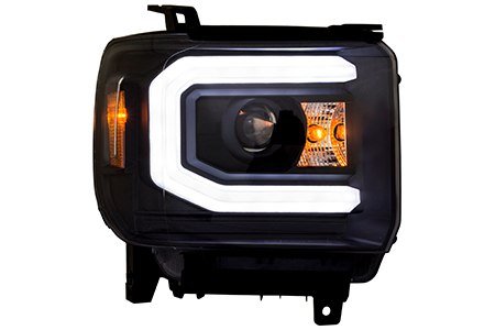 EAGLE EYES pickup truck high performance full led tail light with light bar / Eagle Eyes Traffic Industrial Co., Ltd.