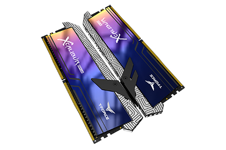 T-FORCE XCALIBUR RGB DDR4 / 十銓科技股份有限公司（Team Group）