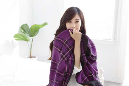 Plaid shawl / 0857International Marketing Co.,Ltd