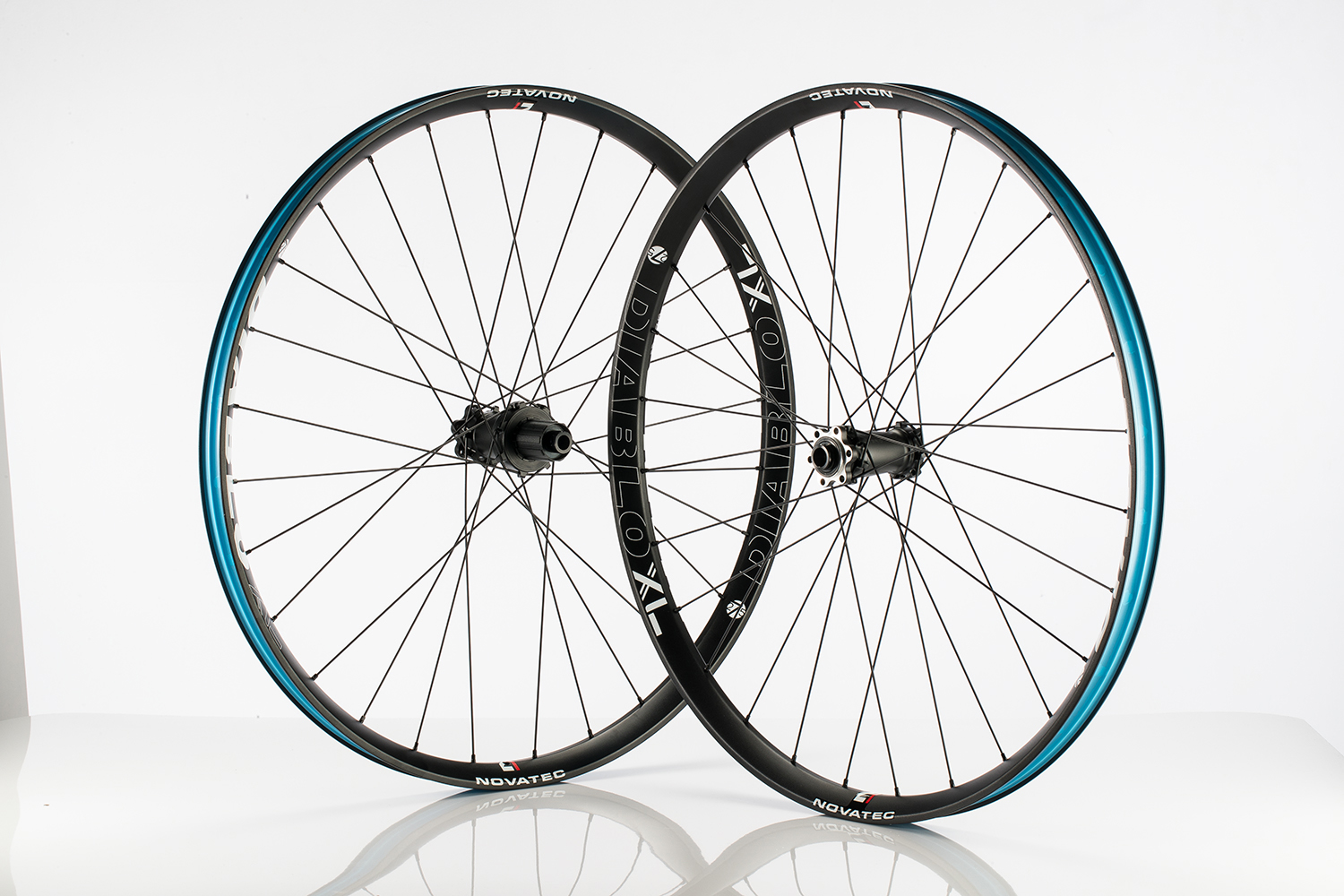 Asymmetric E-MTB Wheelset