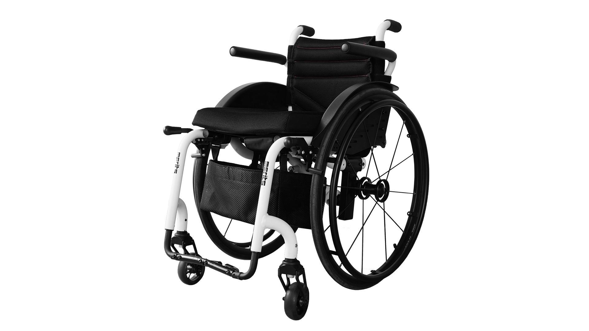 L816 Jaguar Z Active Wheelchair / MERITS HEALTH PRODUCTS CO., LTD.