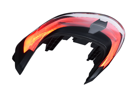 貫穿式全LED機車尾燈-堤維西交通工業股份有限公司