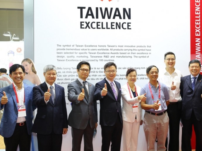 TAIWAN EXCELLENCE ĐỒNG HÀNH CÙNG CUỘC CÁCH MẠNG IOT TẠI TAIWAN EXPO 2017